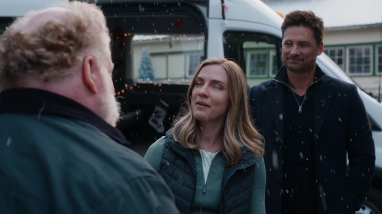 VampireDiariesWorld-dot-nl-HolidayRoad8017.jpg VampireDiariesWorld-dot-nl-HolidayRoad8017.jpg