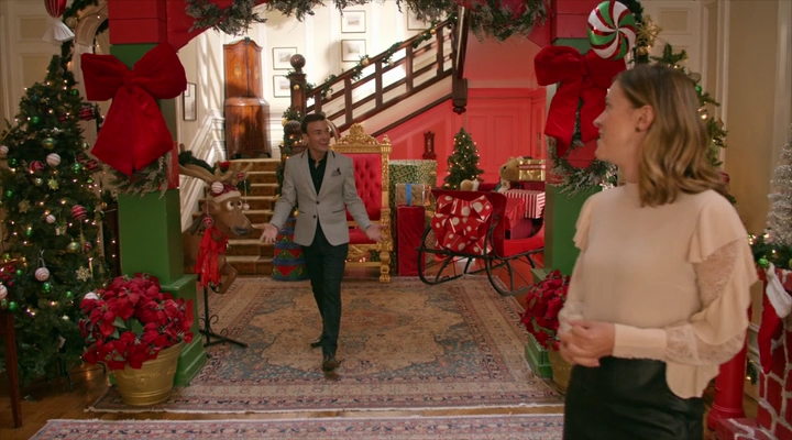 VampireDiariesWorld-dot-nl_TheChristmasTemp1098.jpg