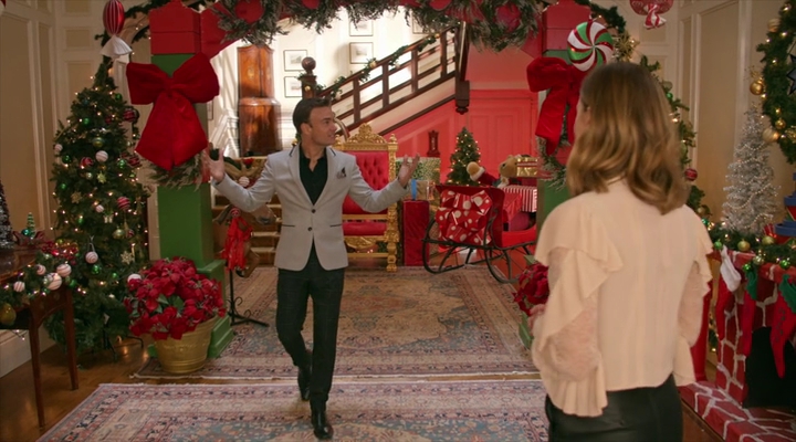 VampireDiariesWorld-dot-nl_TheChristmasTemp1100.jpg
