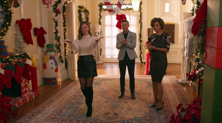 VampireDiariesWorld-dot-nl_TheChristmasTemp1197.jpg
