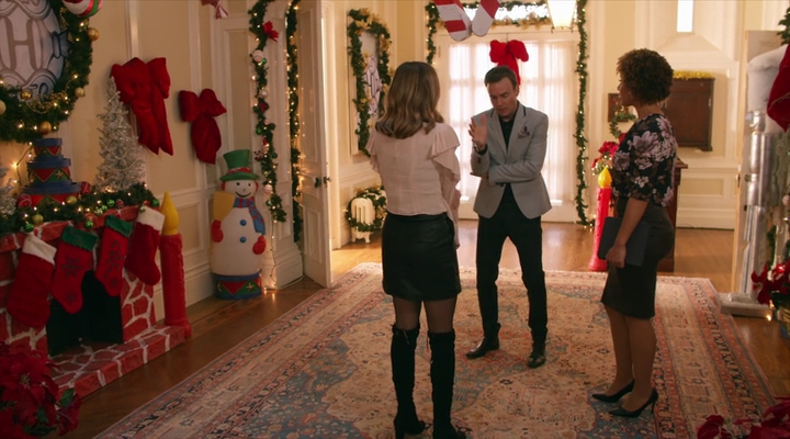 VampireDiariesWorld-dot-nl_TheChristmasTemp1227.jpg