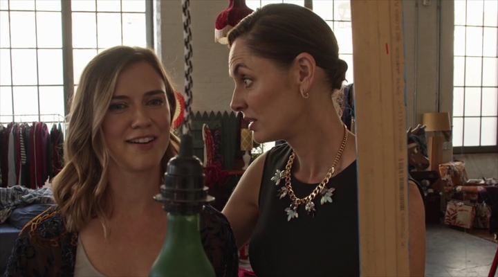 VampireDiariesWorld-dot-nl_TheChristmasTemp2454.jpg