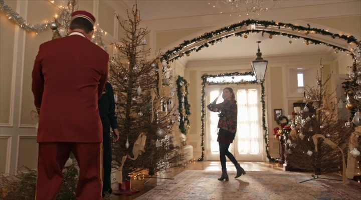 VampireDiariesWorld-dot-nl_TheChristmasTemp2794.jpg