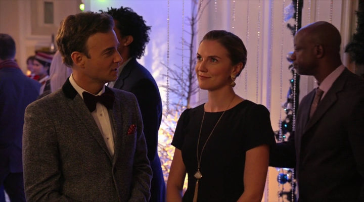 VampireDiariesWorld-dot-nl_TheChristmasTemp4838.jpg