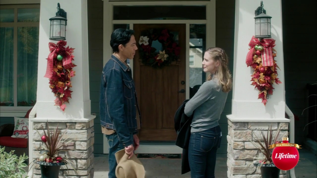 VampireDiariesWorld-dot-nl_TheChristmasYuleBlog0735.jpg