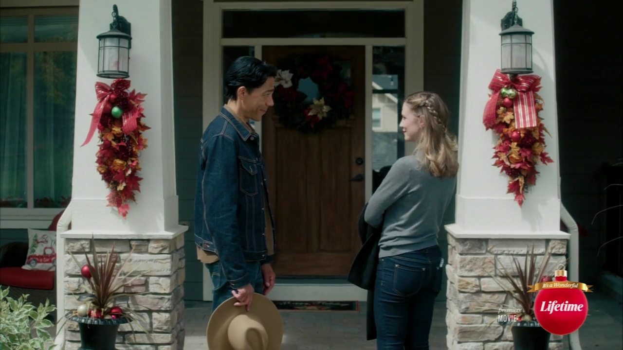 VampireDiariesWorld-dot-nl_TheChristmasYuleBlog0741.jpg