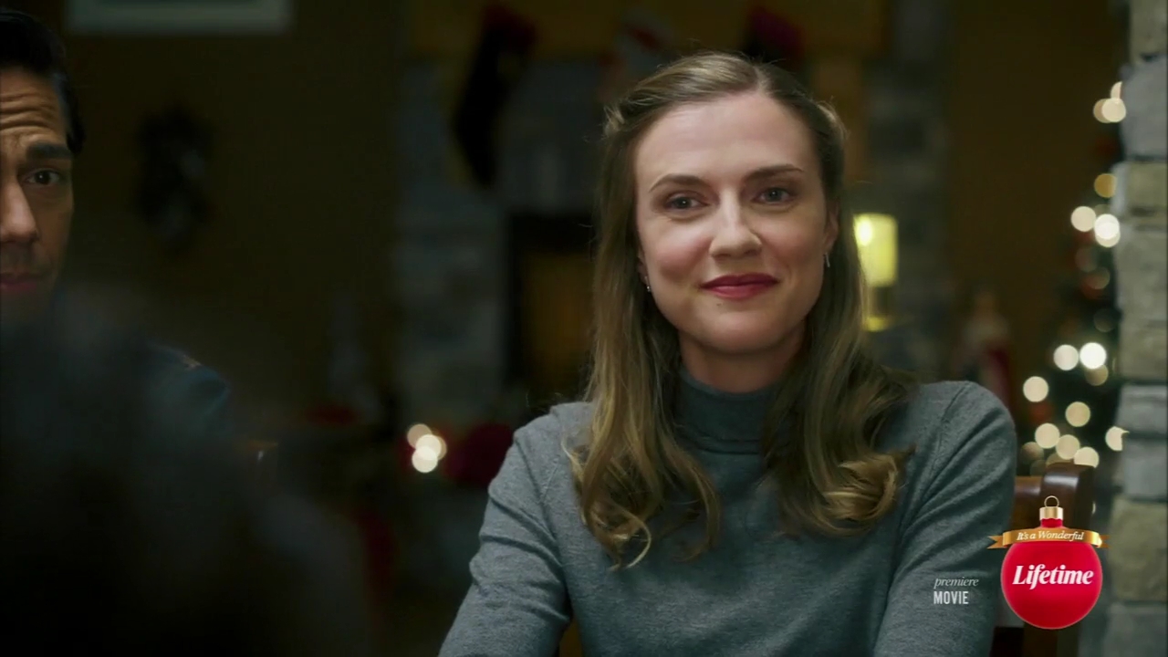 VampireDiariesWorld-dot-nl_TheChristmasYuleBlog0822.jpg