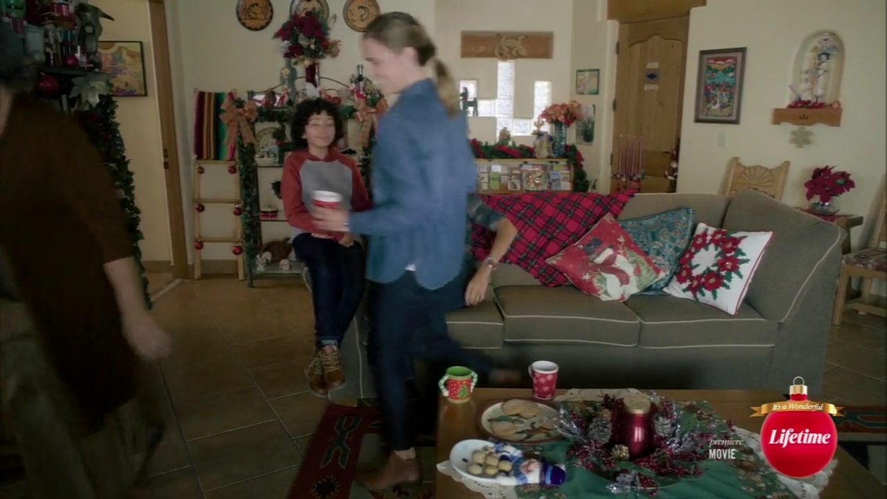 VampireDiariesWorld-dot-nl_TheChristmasYuleBlog1690.jpg VampireDiariesWorld-dot-nl_TheChristmasYuleBlog1690.jpg