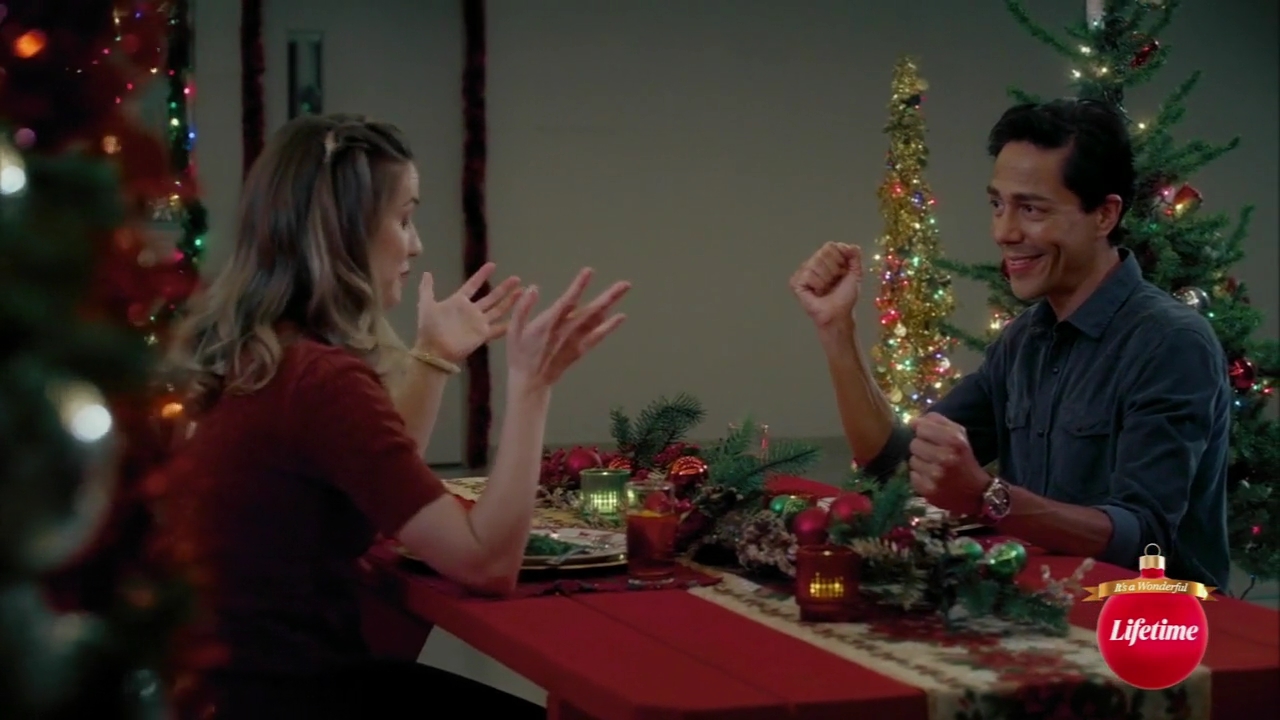 VampireDiariesWorld-dot-nl_TheChristmasYuleBlog1926.jpg