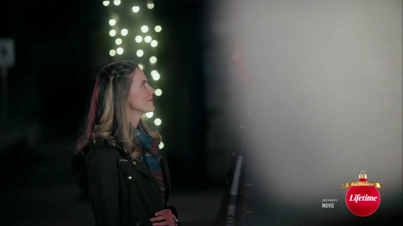 VampireDiariesWorld-dot-nl_TheChristmasYuleBlog2502.jpg