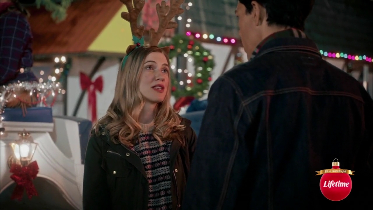 VampireDiariesWorld-dot-nl_TheChristmasYuleBlog4908.jpg