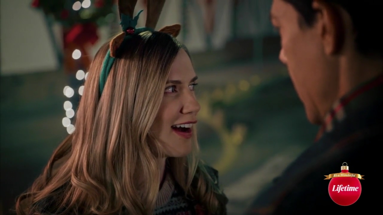 VampireDiariesWorld-dot-nl_TheChristmasYuleBlog4921.jpg