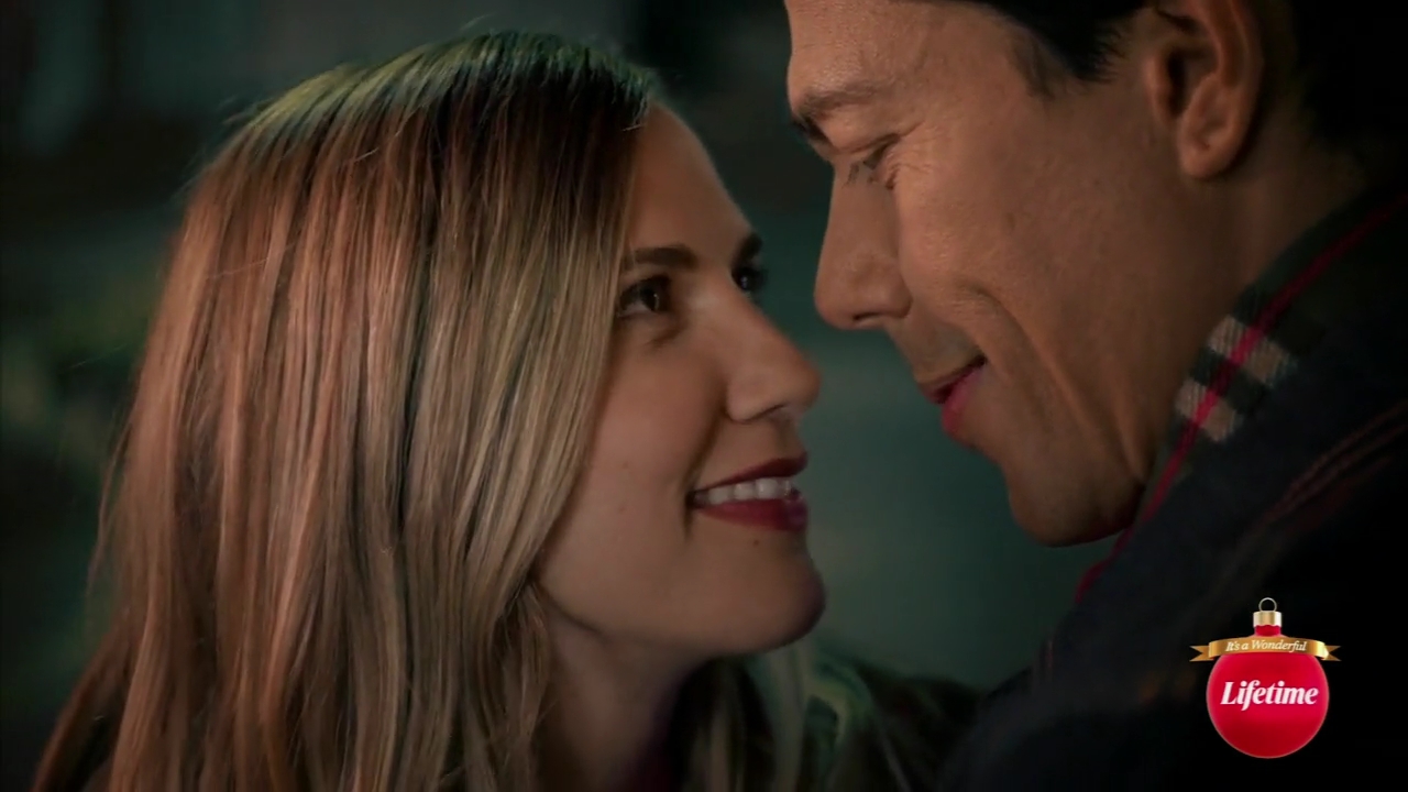 VampireDiariesWorld-dot-nl_TheChristmasYuleBlog4962.jpg