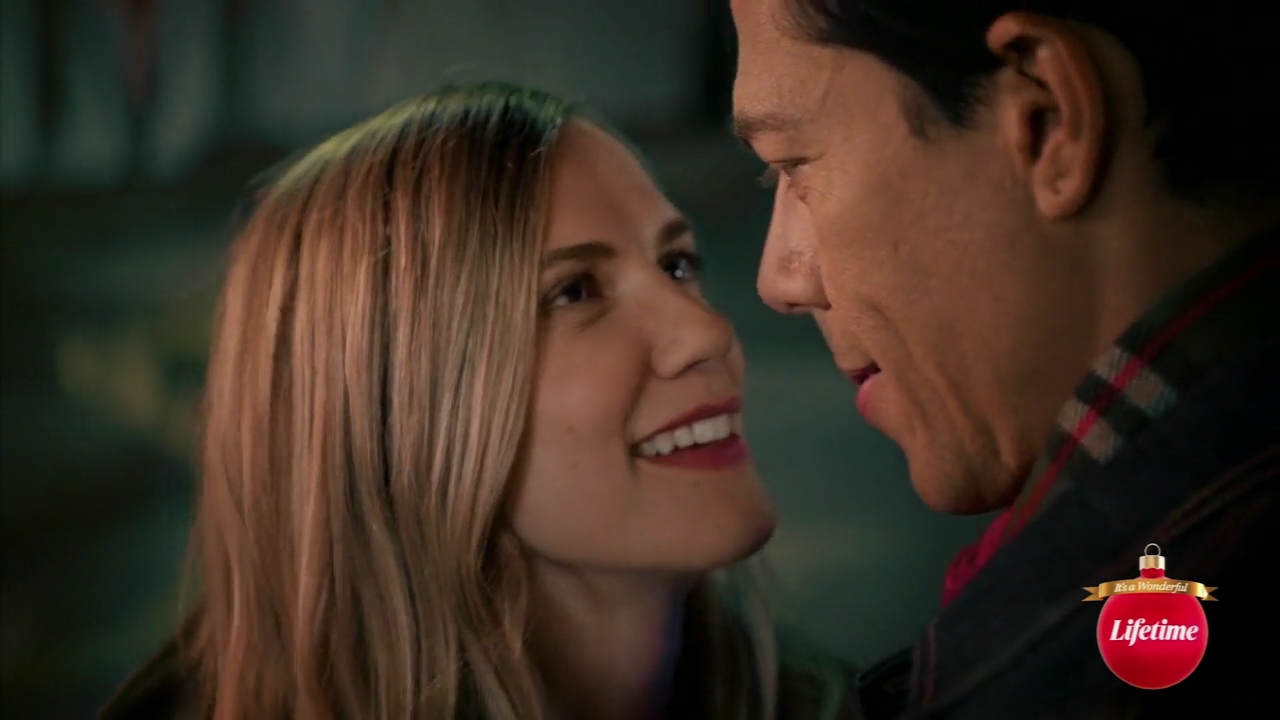 VampireDiariesWorld-dot-nl_TheChristmasYuleBlog4963.jpg