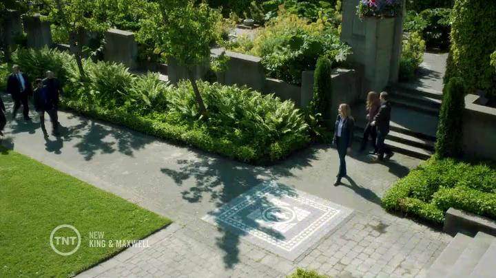 VampireDiariesWorld-dot-org_KingAndMaxwell1x07-1997.jpg