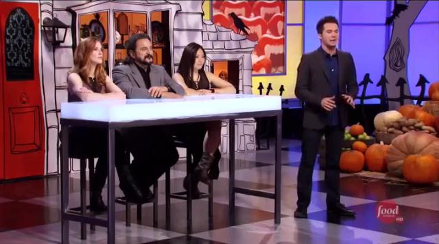 VampireDiariesWorld-dot-org_HalloweenWars-2x04-1017.jpg