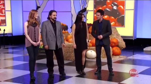 VampireDiariesWorld-dot-org_HalloweenWars-2x04-1944.jpg