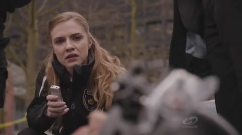 VampireDiariesWorld-dot-org_PrimevalNewWorldS01E01-0200.jpg