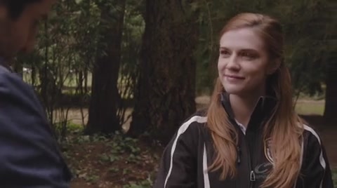 VampireDiariesWorld-dot-org_PrimevalNewWorldS01E01-0842.jpg