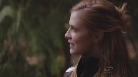 VampireDiariesWorld-dot-org_PrimevalNewWorldS01E01-0852.jpg
