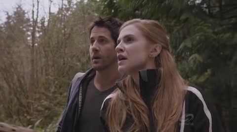 VampireDiariesWorld-dot-org_PrimevalNewWorldS01E01-0861.jpg