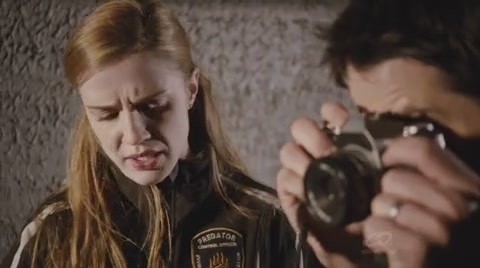 VampireDiariesWorld-dot-org_PrimevalNewWorldS01E01-0932.jpg