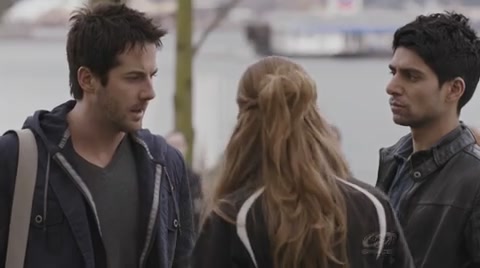 VampireDiariesWorld-dot-org_PrimevalNewWorldS01E01-1542.jpg