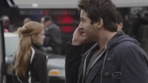VampireDiariesWorld-dot-org_PrimevalNewWorldS01E01-1827.jpg