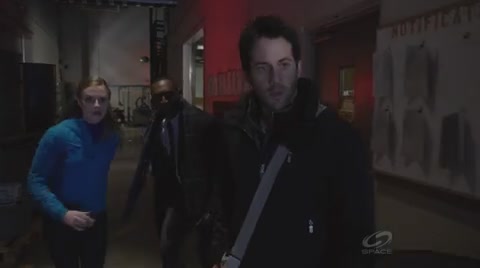 VampireDiariesWorld-dot-org_PrimevalNewWorldS01E02-2118.jpg