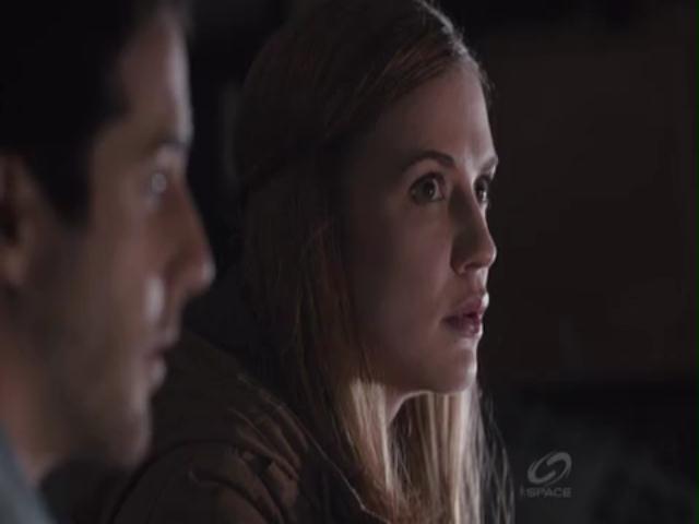VampireDiariesWorld-dot-org_PrimevalNewWorldS01E03-0886.jpg