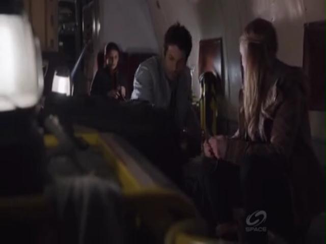 VampireDiariesWorld-dot-org_PrimevalNewWorldS01E03-0948.jpg