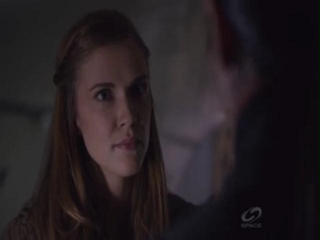 VampireDiariesWorld-dot-org_PrimevalNewWorldS01E03-1165.jpg
