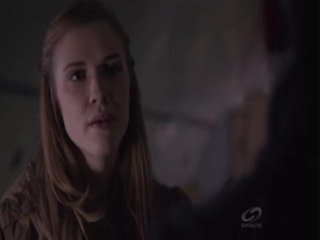 VampireDiariesWorld-dot-org_PrimevalNewWorldS01E03-1172.jpg