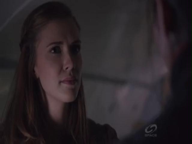VampireDiariesWorld-dot-org_PrimevalNewWorldS01E03-1186.jpg