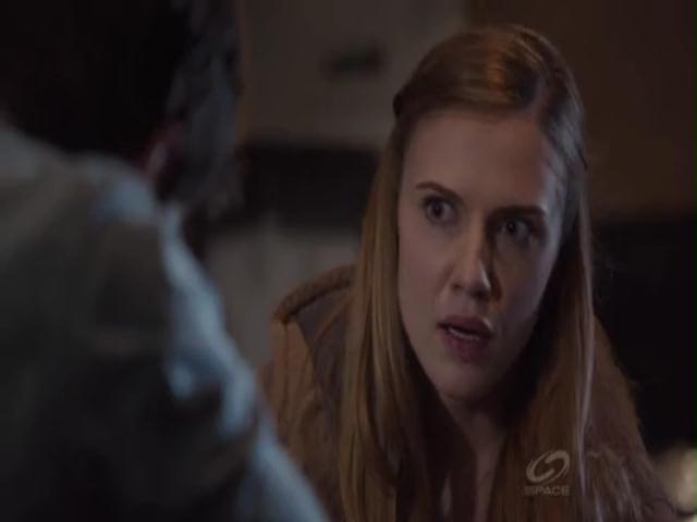 VampireDiariesWorld-dot-org_PrimevalNewWorldS01E03-1833.jpg