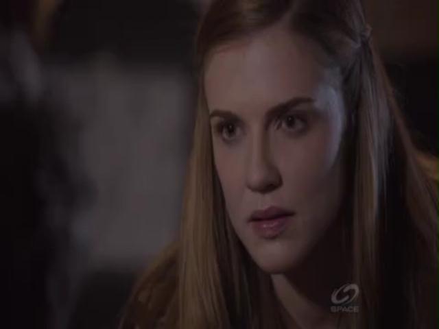 VampireDiariesWorld-dot-org_PrimevalNewWorldS01E03-1940.jpg VampireDiariesWorld-dot-org_PrimevalNewWorldS01E03-1940.jpg