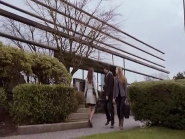 VampireDiariesWorld-dot-org_PrimevalNewWorldS01E04-0357.jpg