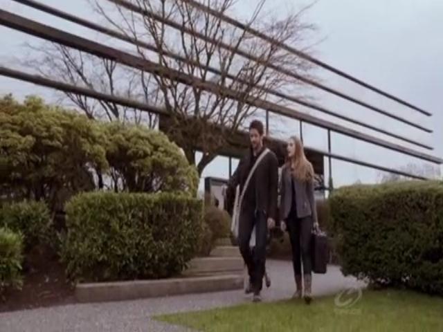 VampireDiariesWorld-dot-org_PrimevalNewWorldS01E04-0358.jpg