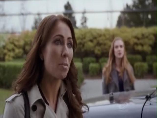 VampireDiariesWorld-dot-org_PrimevalNewWorldS01E04-0374.jpg