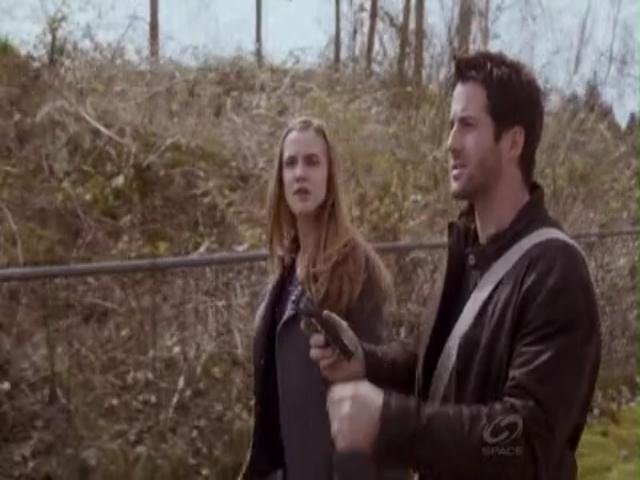VampireDiariesWorld-dot-org_PrimevalNewWorldS01E04-0527.jpg