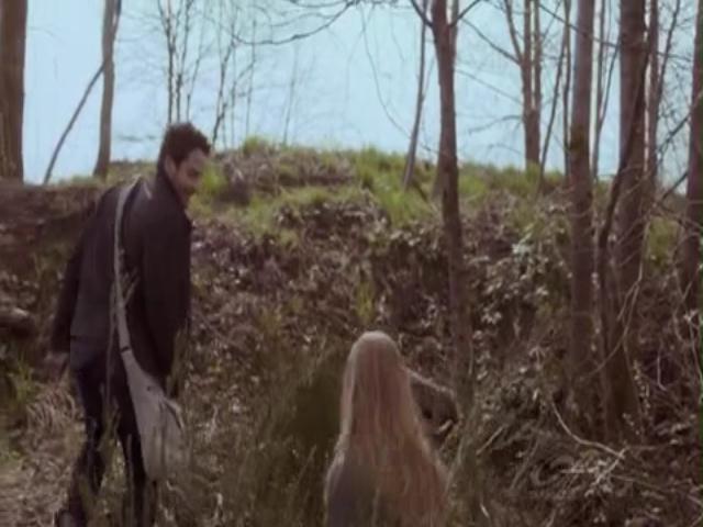 VampireDiariesWorld-dot-org_PrimevalNewWorldS01E04-0574.jpg