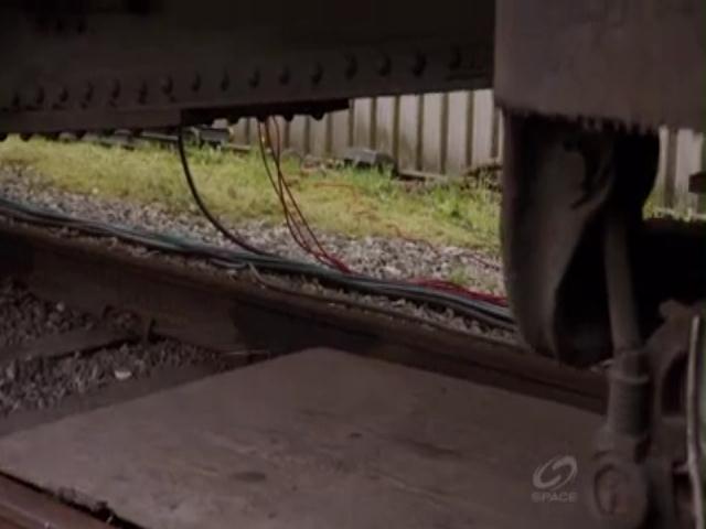 VampireDiariesWorld-dot-org_PrimevalNewWorldS01E04-0626.jpg