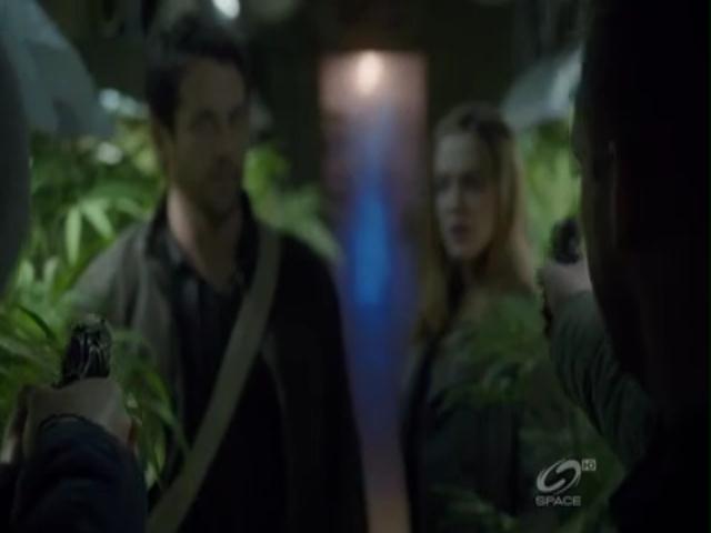VampireDiariesWorld-dot-org_PrimevalNewWorldS01E04-0699.jpg