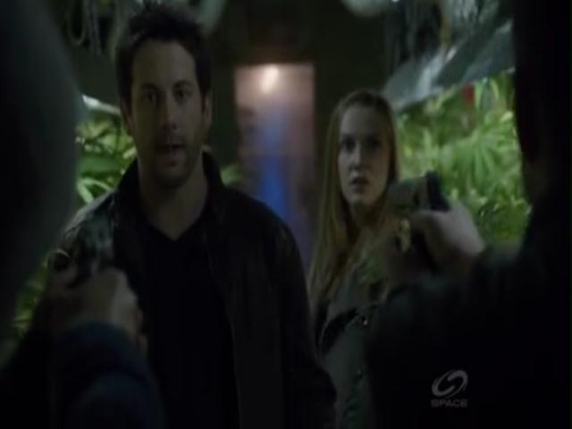 VampireDiariesWorld-dot-org_PrimevalNewWorldS01E04-0768.jpg