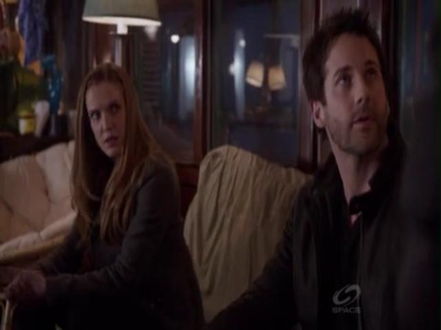 VampireDiariesWorld-dot-org_PrimevalNewWorldS01E04-1031.jpg
