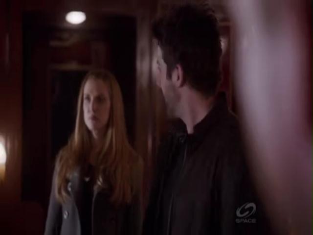 VampireDiariesWorld-dot-org_PrimevalNewWorldS01E04-1243.jpg