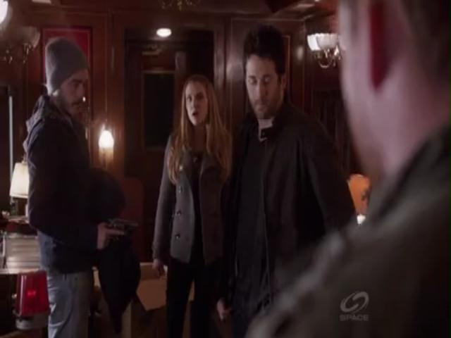 VampireDiariesWorld-dot-org_PrimevalNewWorldS01E04-1264.jpg