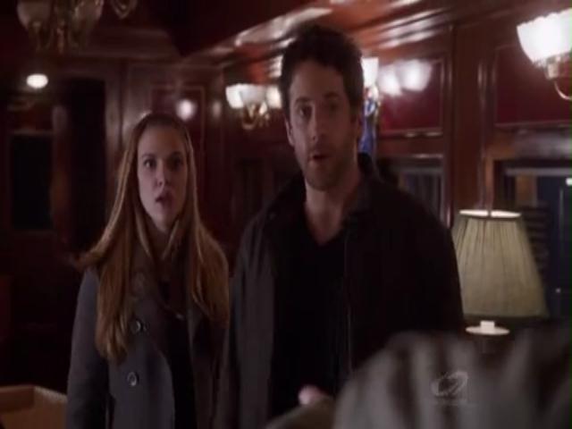 VampireDiariesWorld-dot-org_PrimevalNewWorldS01E04-1266.jpg