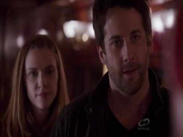 VampireDiariesWorld-dot-org_PrimevalNewWorldS01E04-1281.jpg