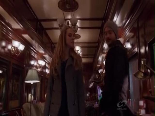 VampireDiariesWorld-dot-org_PrimevalNewWorldS01E04-1294.jpg